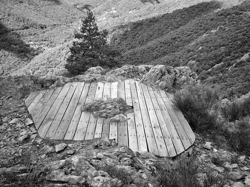 Gilles Clément, Le belvédère des lichens, Parc Régional des monts d’Ardèche, 2010.